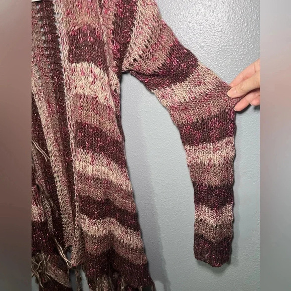 NWT Buckle Women's Sz M Daytrip Open Fringed Cardigan Sweater Wine/Beige Striped - Picture 5 of 6
